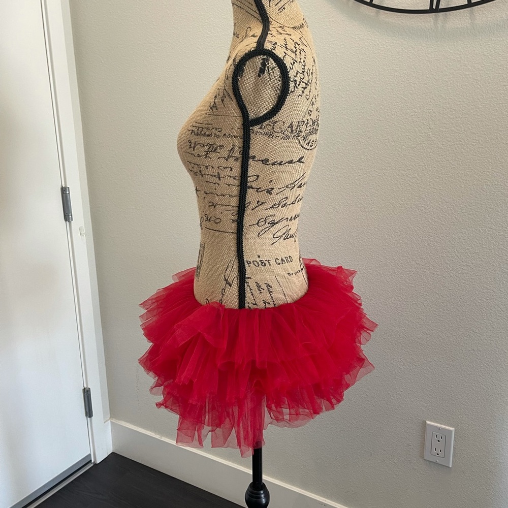 Tutu - Picture 2 of 4